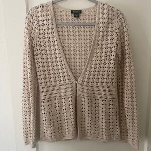 Cream hand crocheted cardigan top with button front v-neck beautiful texture S